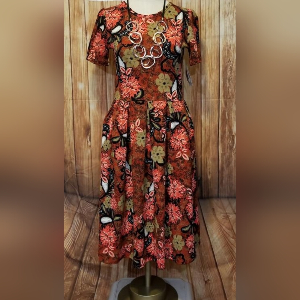 NWT LuLaRoe Amelia Floral Dress in Red and Brown With Side Seam Pockets!